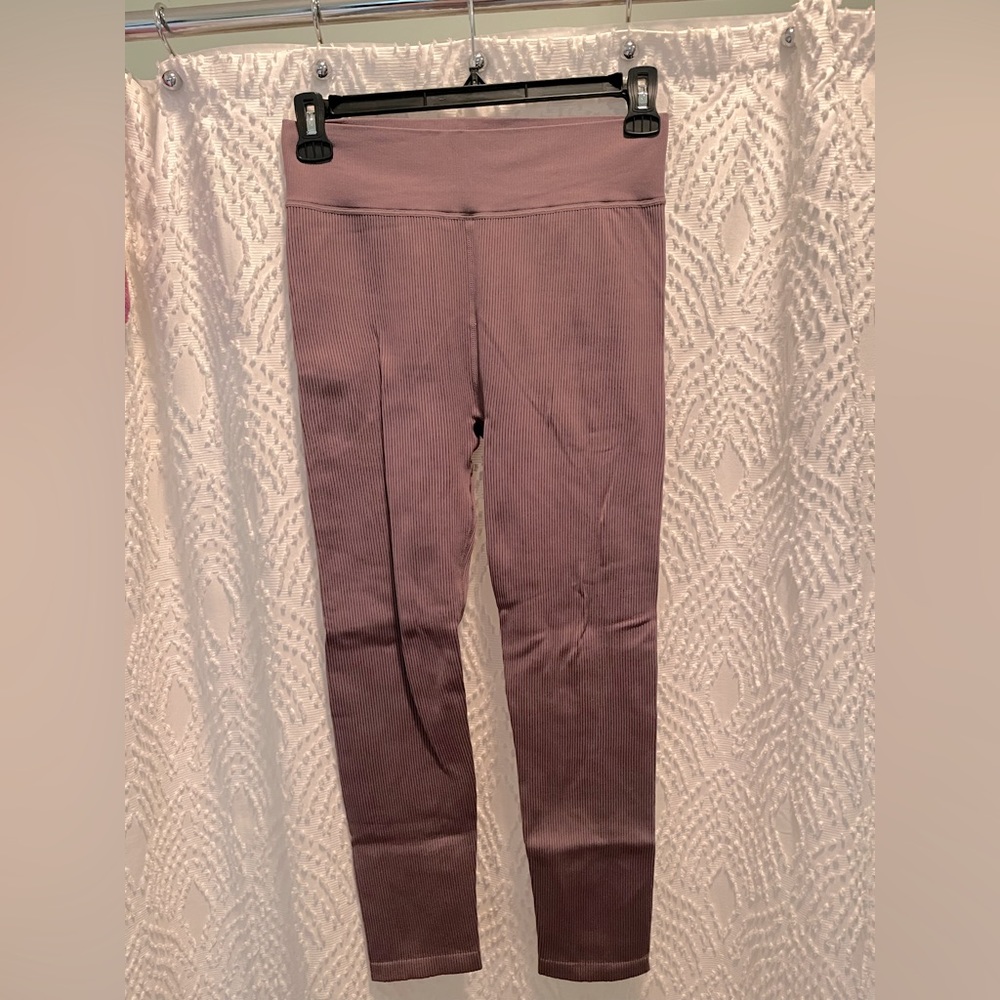 Calvin Klein Ribbed Yoga Pants